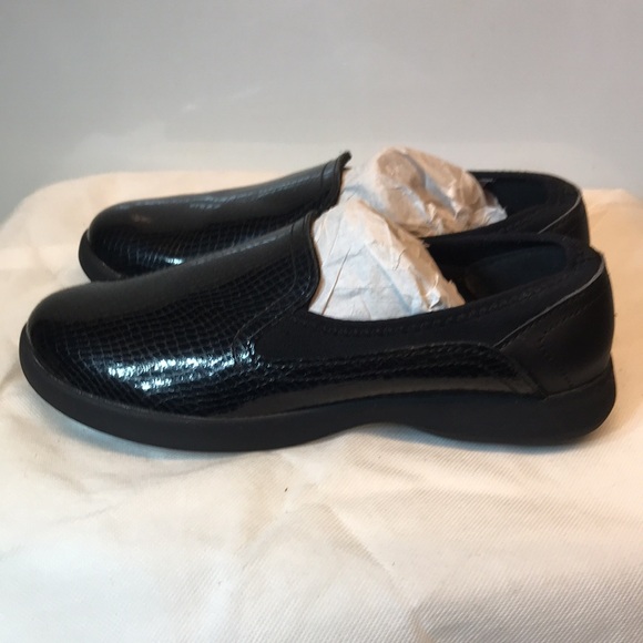 Tredsafe black slip on loafers - Picture 2 of 11